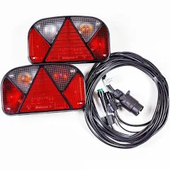 Elektroinstalace - světla, zásuvky, kabely